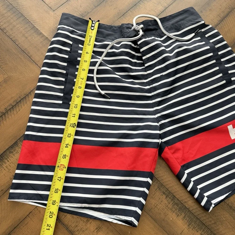 $65 Helly Hansen Koster Board Shorts Swim Trunks Striped Marine Size 33